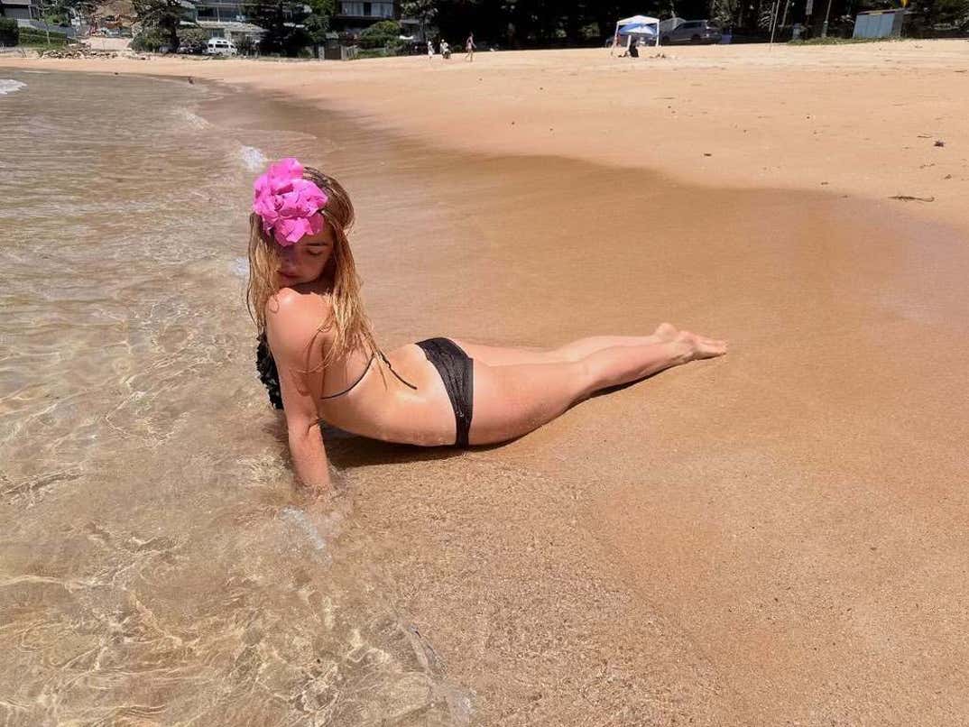 addison rae 3 