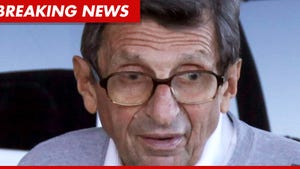 Joe Paterno -- Diagnosed with Lung Cancer