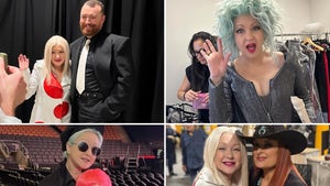 1114-Cyndi-Lauper-Farewell-Tour-BTS-PRIMARY