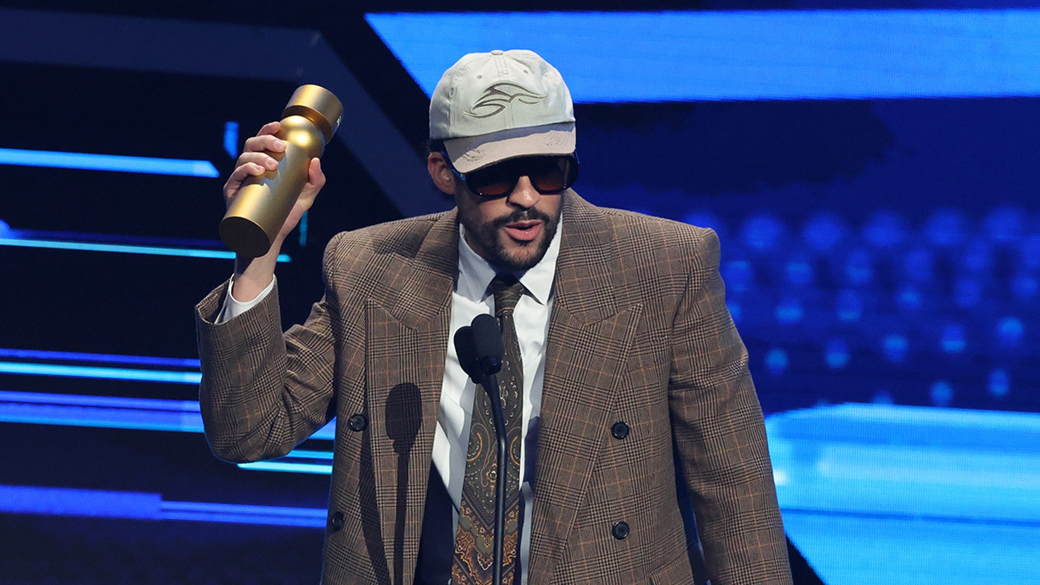 Bad Bunny ganhou o troféu de ‘Artista do Século 21’ no Latin Billboard Awards Bad Bunny ganhou o troféu de ‘Artista do Século 21’ no Latin Billboard Awards