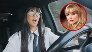 100826 kourtney kardashian primary