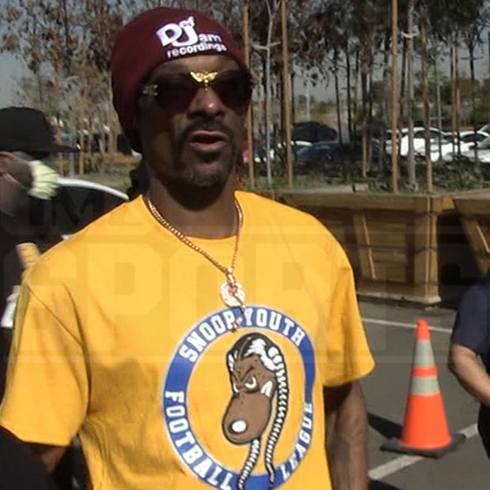 Snoop Dogg Predicts Rams and Chargers Super Bowl, L.A. Vs. L.A.!