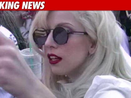 1014_lady_gaga_BN_TMZ_01