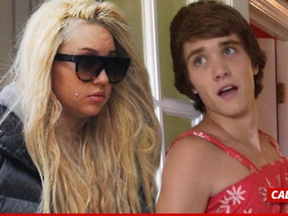 1010-amanda-bynes-and-caleb-getty-facebook-01