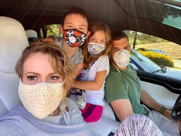 0523 Alyssa Milano twitter 01