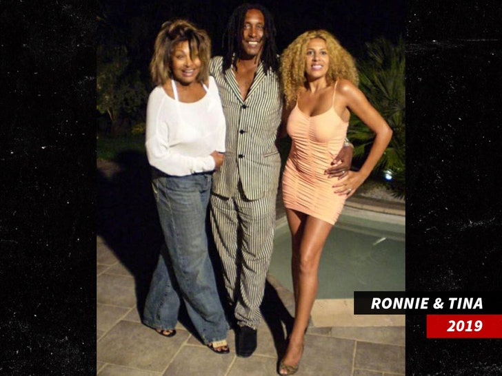 ronnie turner with tina turner