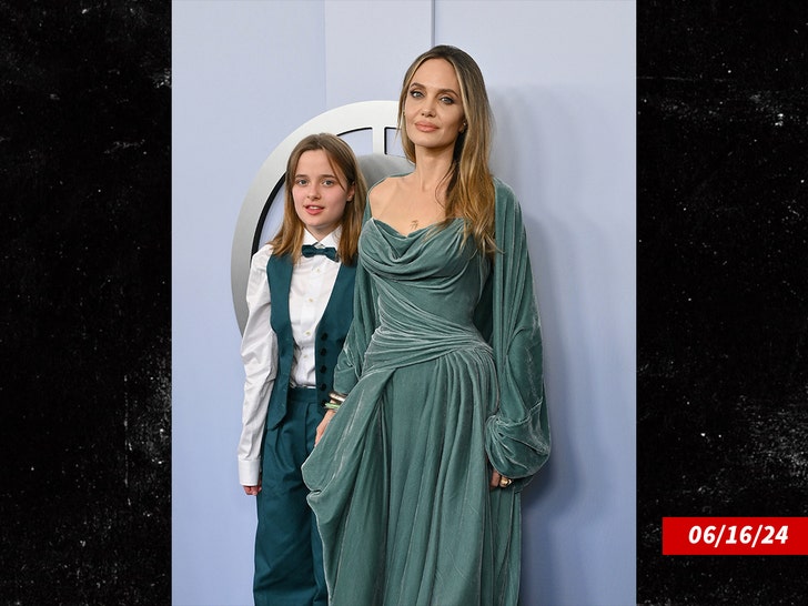 angelina jolie and daughter vivienne jolie getty 1