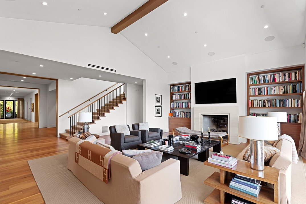 Lori Loughlin & Mossimo Home 17