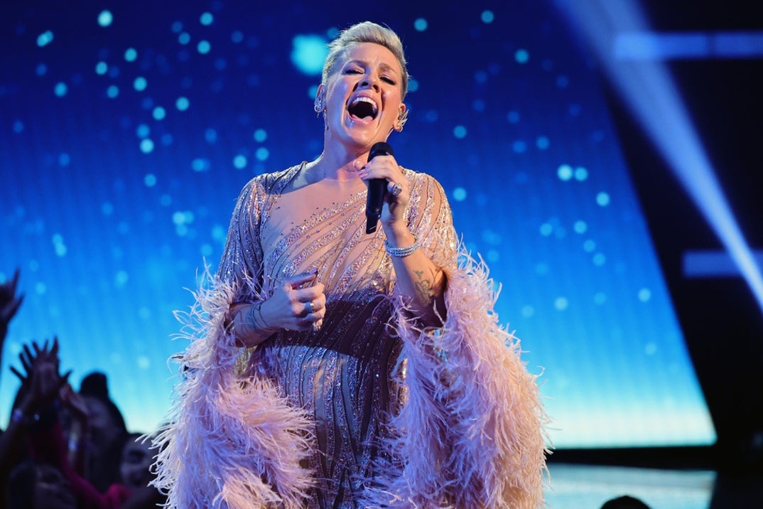 P!nk Performance Pics 1
