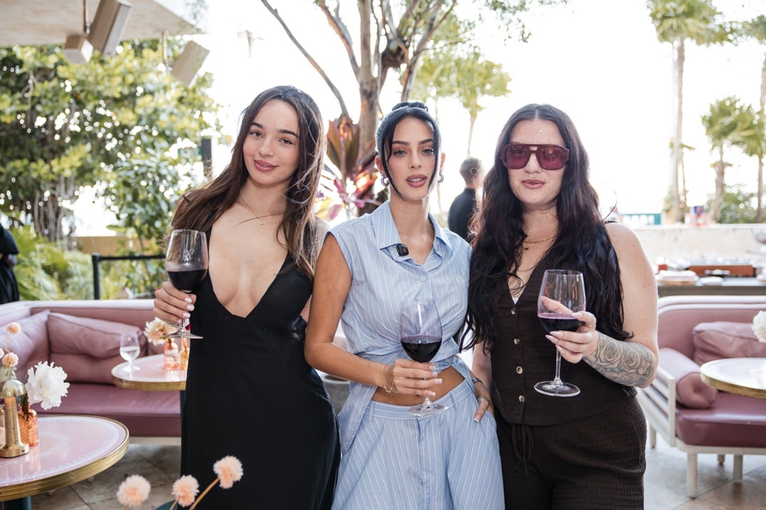 Jadyn Smith, Camilla Araujo & Madison Taylor
