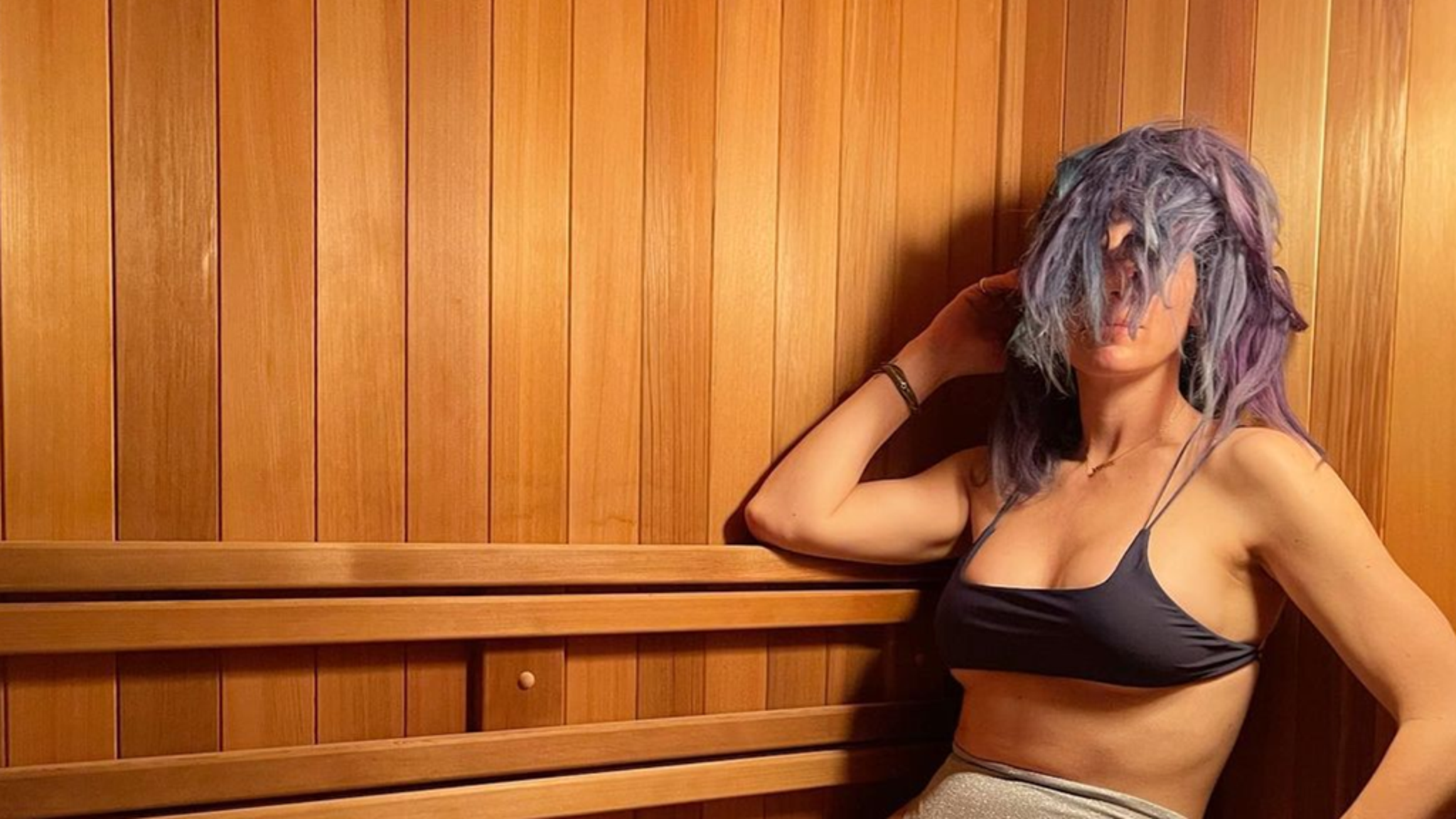 Whitney Cummings Hot Shots