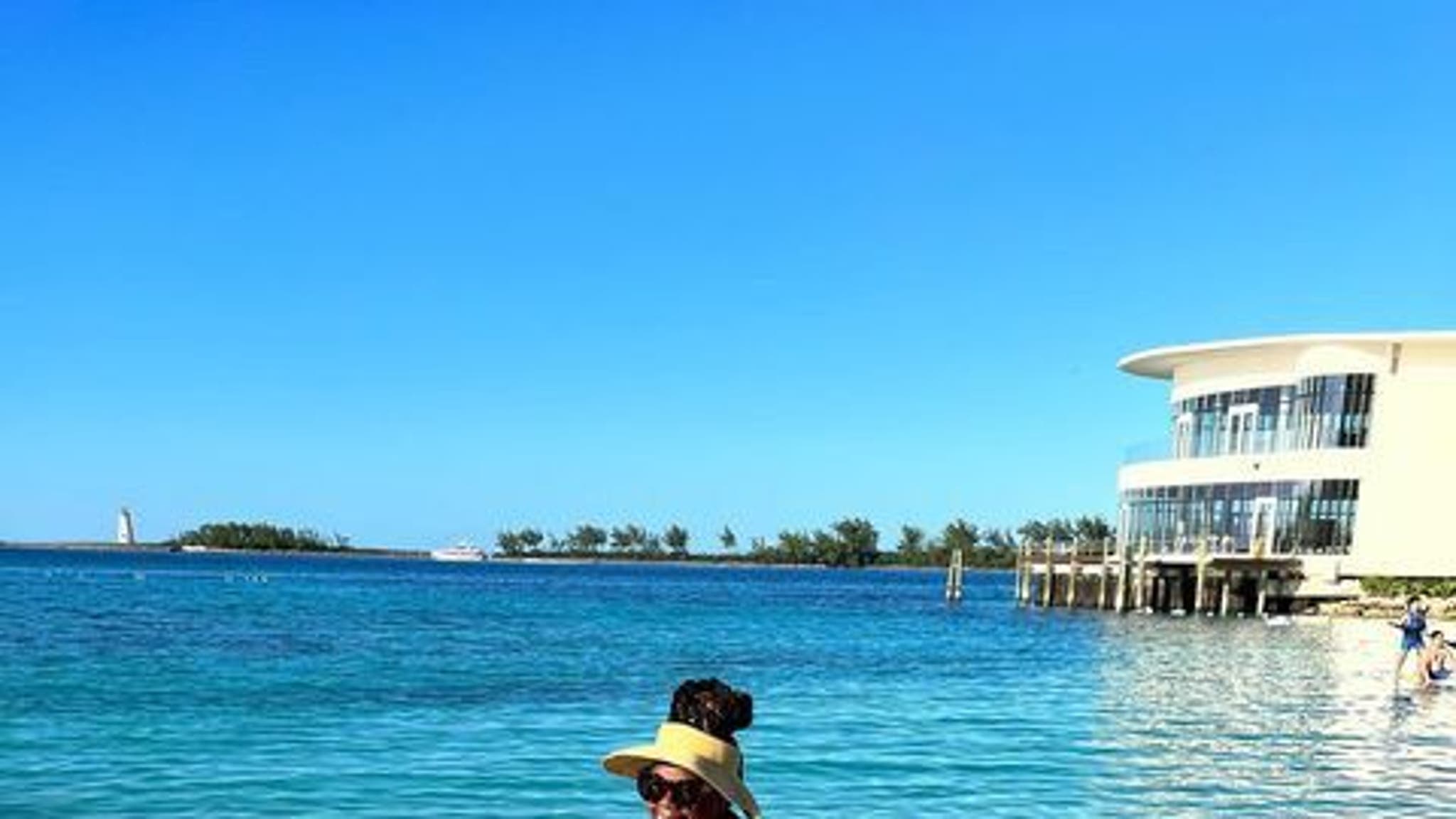 Nicole Byer In The Bahamas