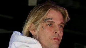 Aaron Carter's Mom Says Police Missing Clues in Death Scene Photos