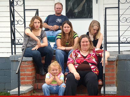 0928-honey-boo-boo-thompson-family-TLC