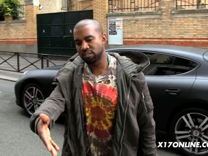 093013_kanye_paris_x17_primary