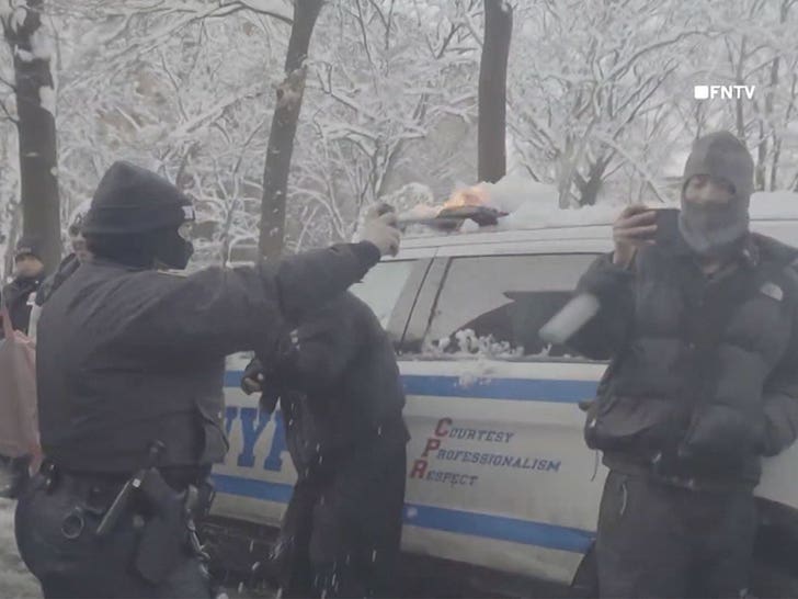 022426_nypd_snowball_fight_pepper_spray
