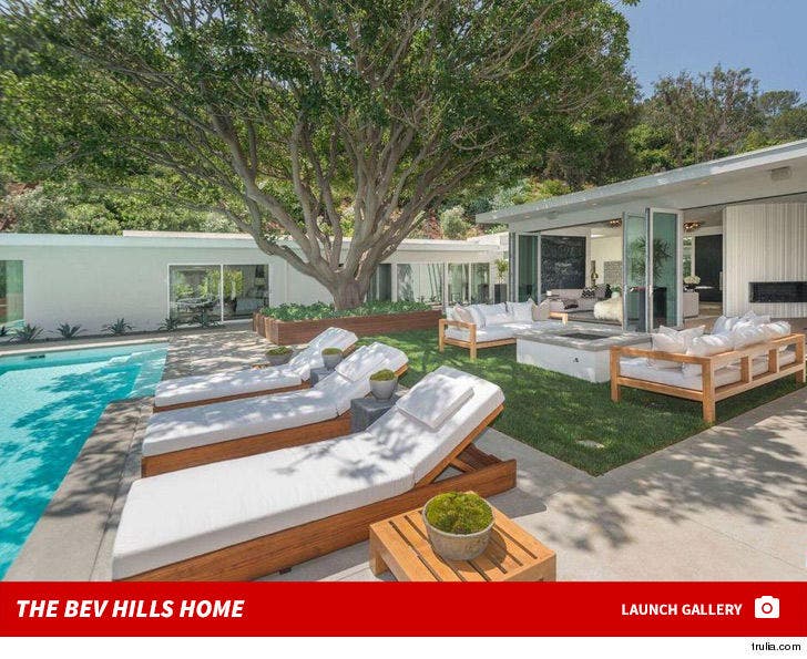 Cindy Crawford and Rande Gerber Buy Baller Beverly Hills Estate!