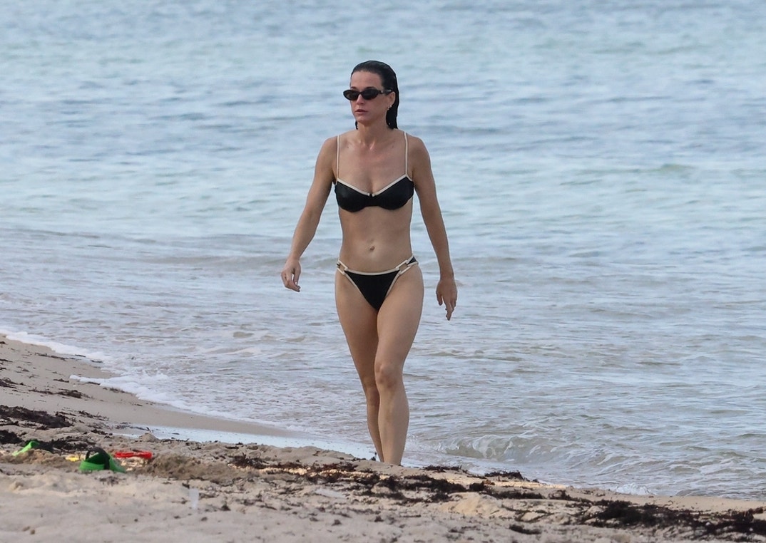 Katy Perry Miami Bikini 4