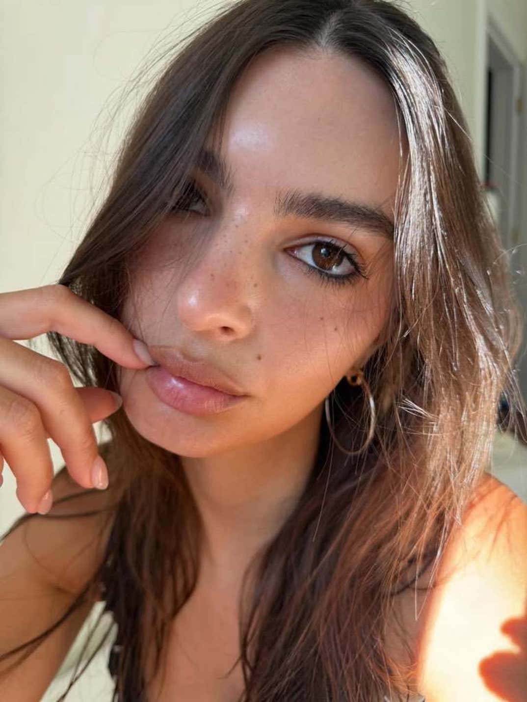 Emily Ratajkowski Summer Vacay 0