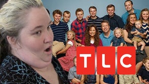 Mama June Threatens TLC With Lawsuit ... We Weren't as Bad as the Duggar Family
