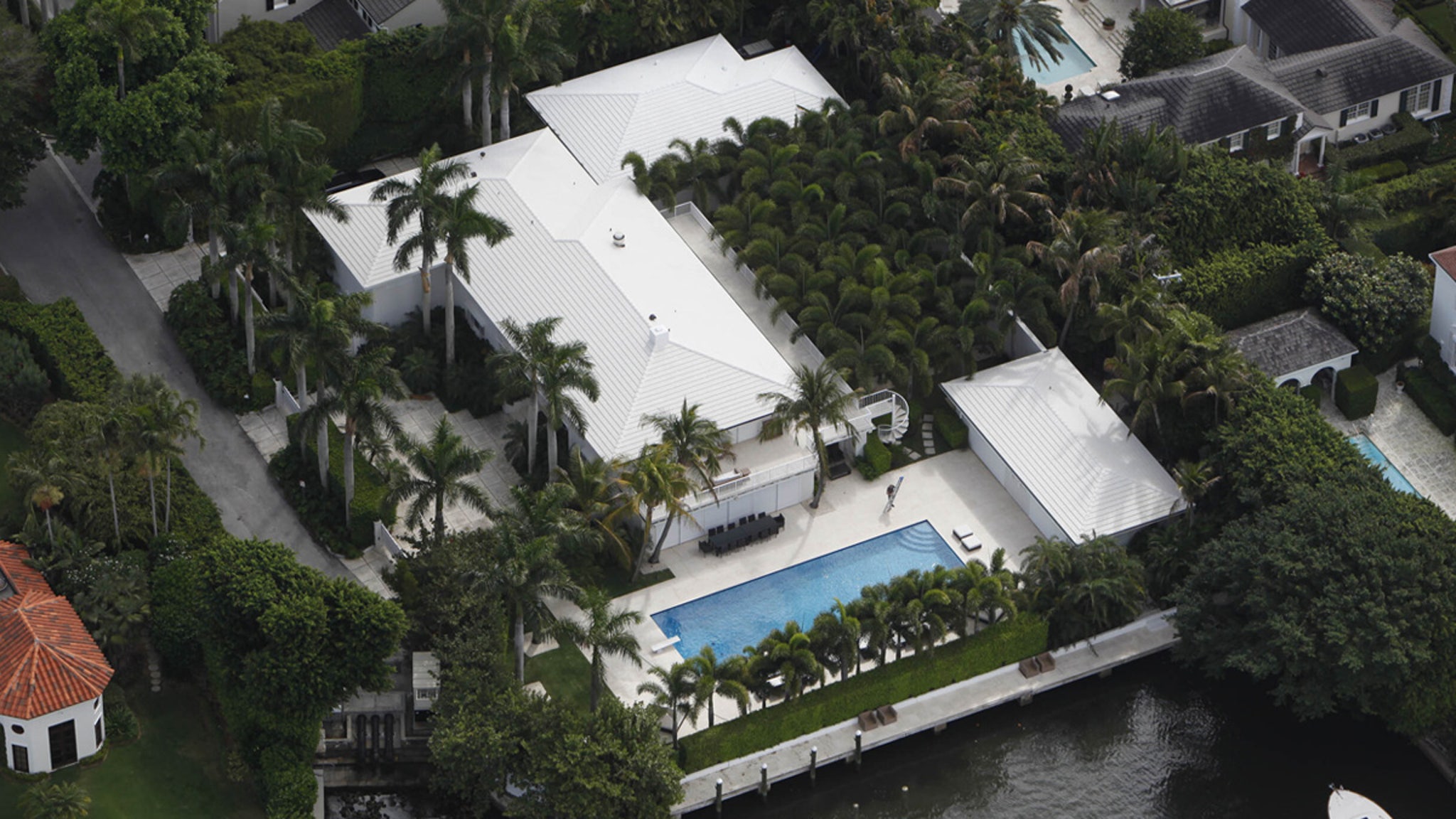 Jeffrey Epstein's Infamous Palm Beach House Set for Demolition