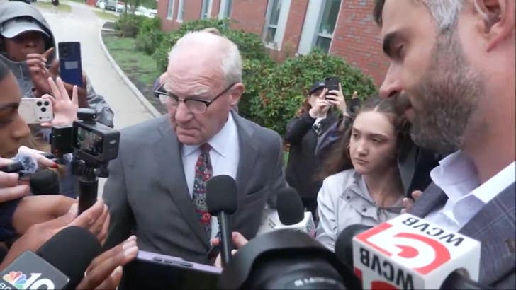 090326-Lindsay-Clancys-Lawyer-talks-letters-recieved-from-supporters-credit-Fox-News_2336640