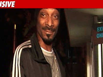 0526_snoop_dogg_TMZ_EX