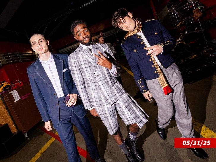 finn wolfhard noah schnapp caleb mclaughlin sub getty swipe