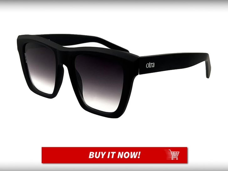 Womens-Aspen-Sunglasses-Kylie-Jenner-Sunglasses-MAIN