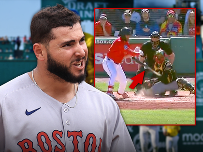 Wilyer Abreu broken bat main getty mlb