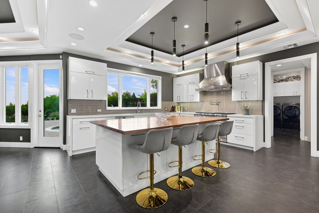 Russell Peters Malibu Home 0006