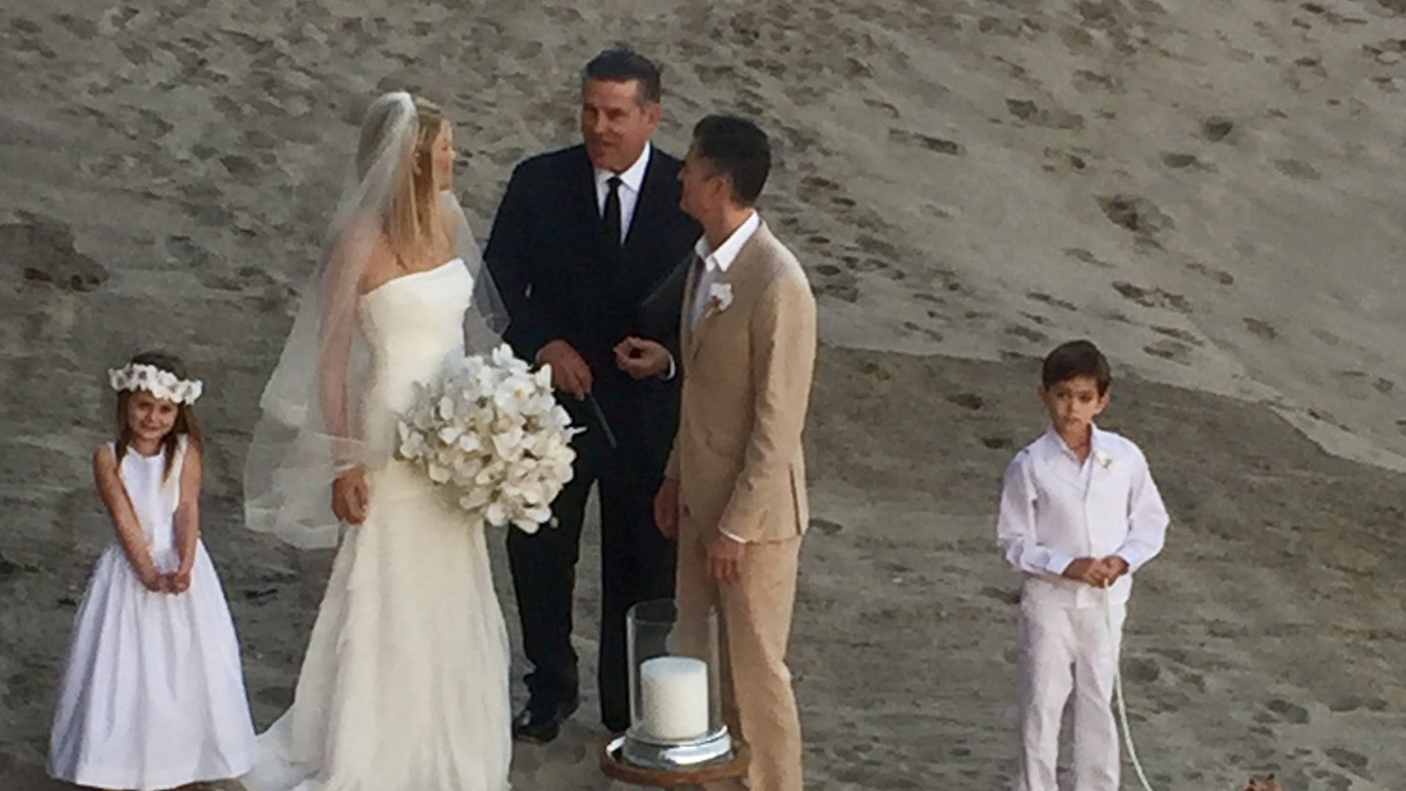 Dr Will and Erin Brodie's White Wedding