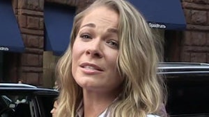 0727 LeAnn Rimes tmz