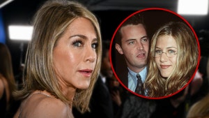 Jennifer Aniston Cries Over Matthew Perry When Asked About 'Friends'