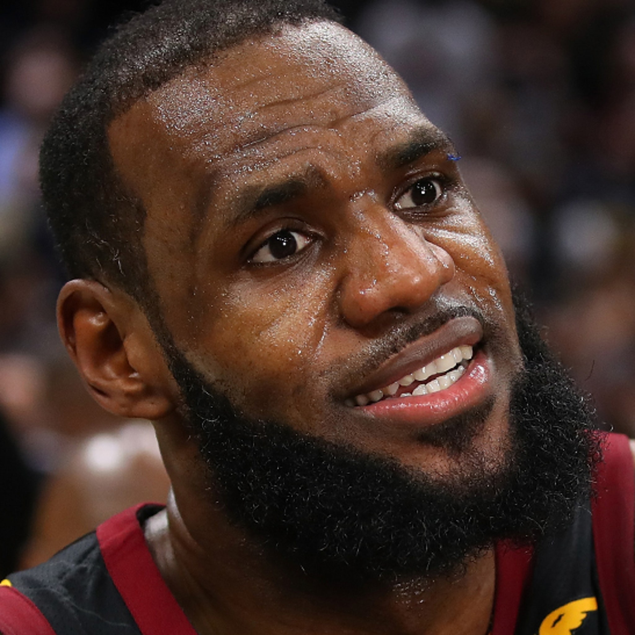 LeBron James agrees to four-year, $154-million contract with Los