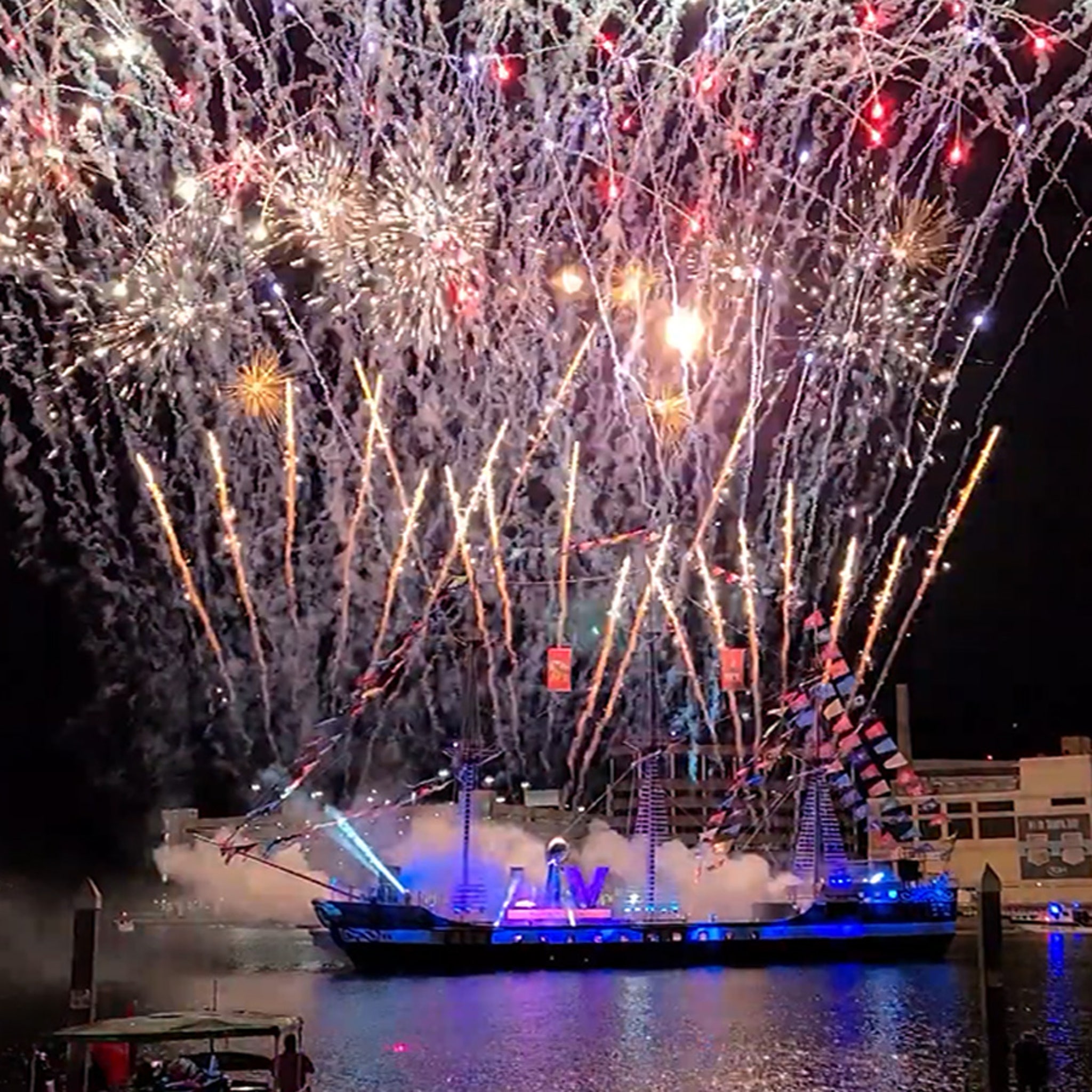 Fireworks light up Reds and Pirates brawl