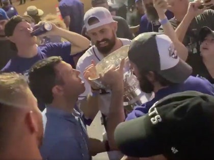 Tampa Bay Lightning Stars Chug Booze Out Of Stanley Cup After Win Over  Dallas