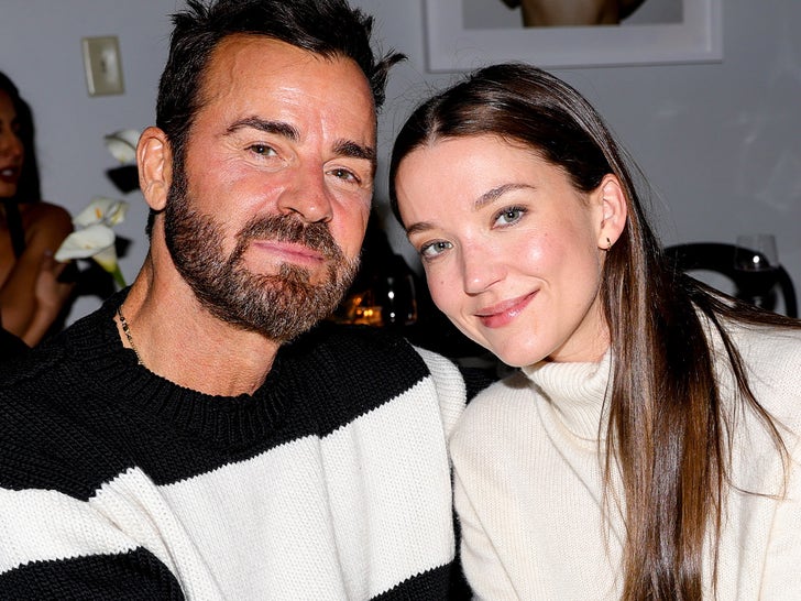 Justin Theroux and Nicole Brydon Bloom Together