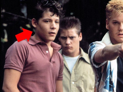 1230-bradley-gregg-memba-them-primary_720