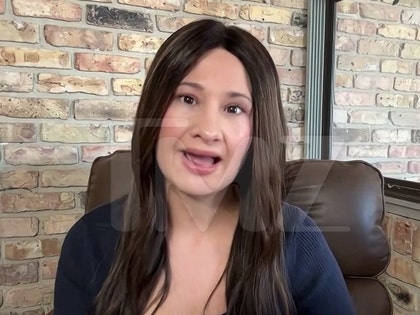 gypsy-rose-neff-at-noon-primary-03-23-2026