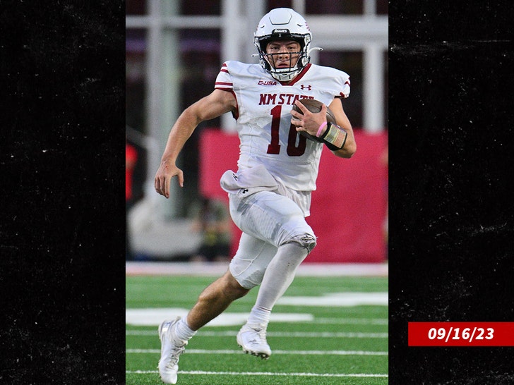 Diego Pavia's shameful video leak: NMSU quarterback caught urinating on  rival university field