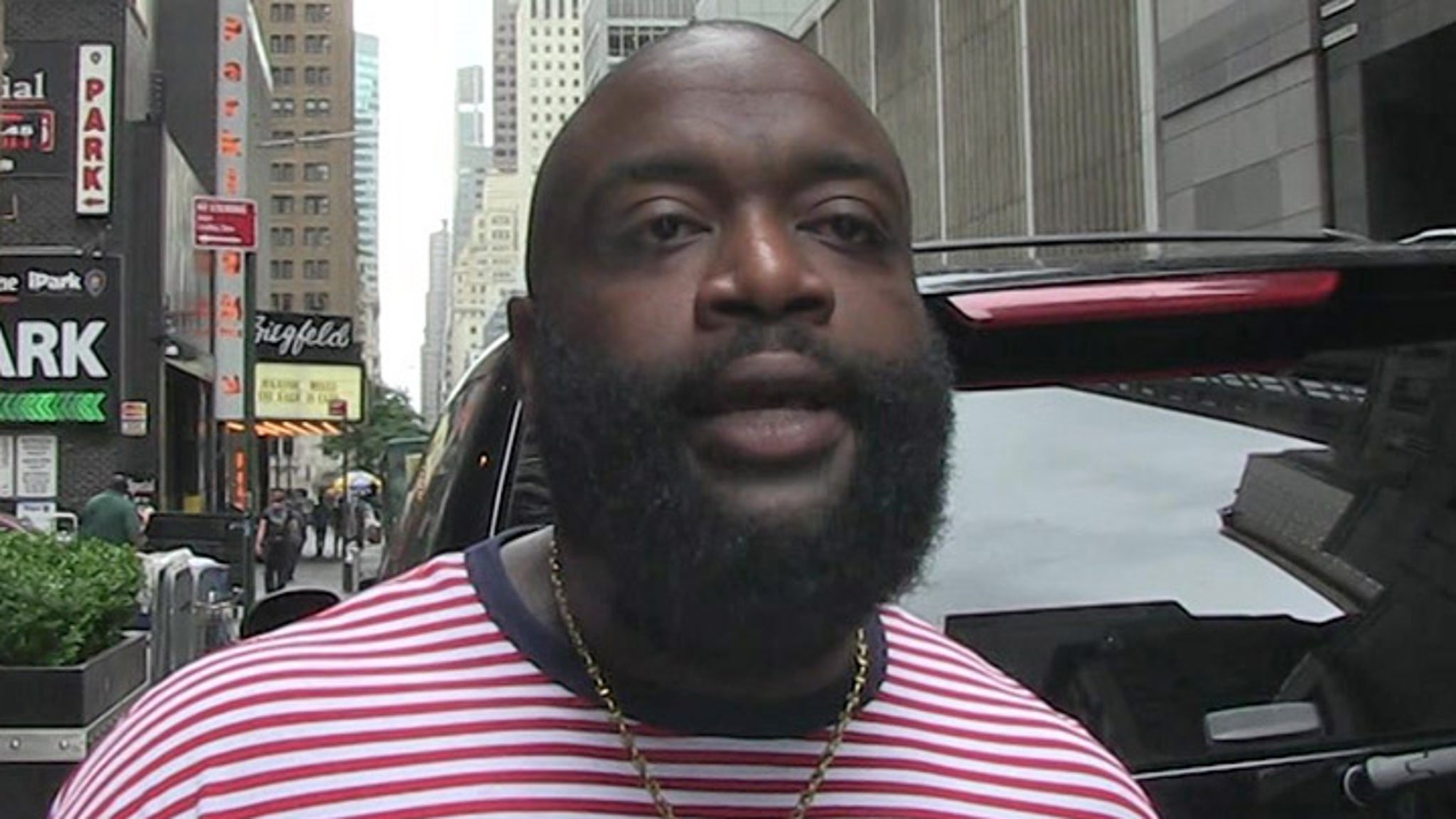Rick Ross Rapper Shows Up On His Doorstep Gets Busted For Trespassing