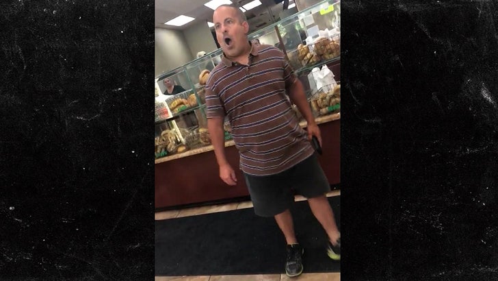 Lenny Dykstra signs deal to fight Bagel Boss Guy in Atlantic City