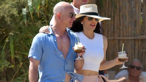 Jeff Bezos Looking Buff with Girlfriend Lauren Sanchez in St. Tropez