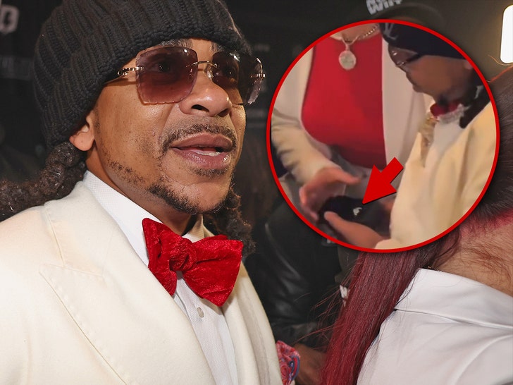 max b ring proposal getty 1