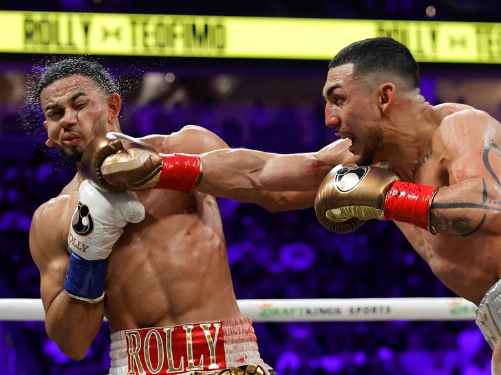 Teofimo Lopez Rolando Romero getty