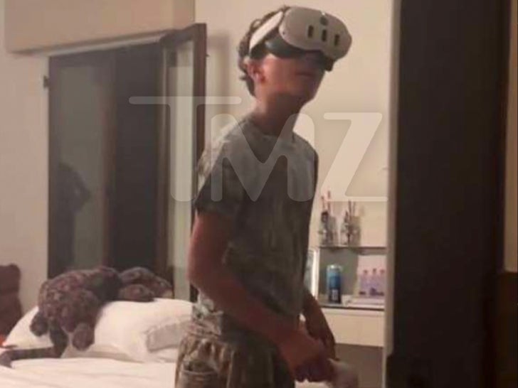 Maceo Robert-Martinez Playing VR Game