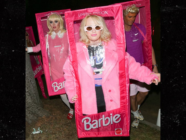 Famosas vestidas de Barbie a lo largo de los años