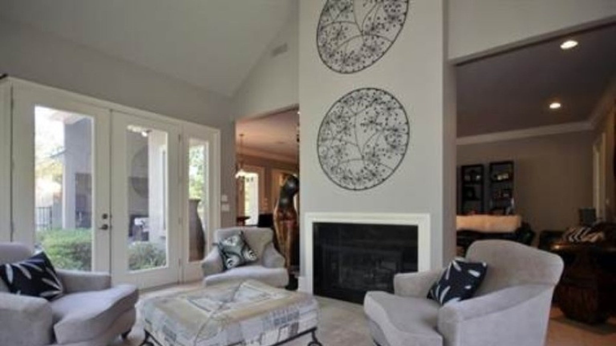 Jermain Taylor's Arkansas Home For ALE!