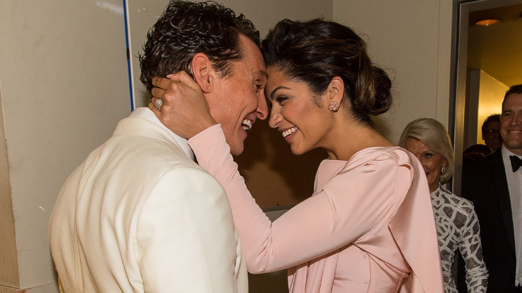 0827-Matthew-McConaughay-and-Camila-Alves-Together-PRIMARY